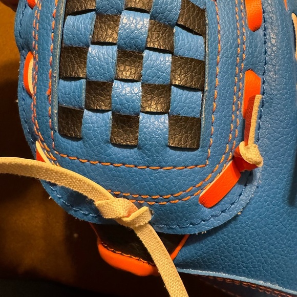 NWOT Youth  Baseball Softball Tball Glove Orange and Blue # BYBG21 - Picture 5 of 7